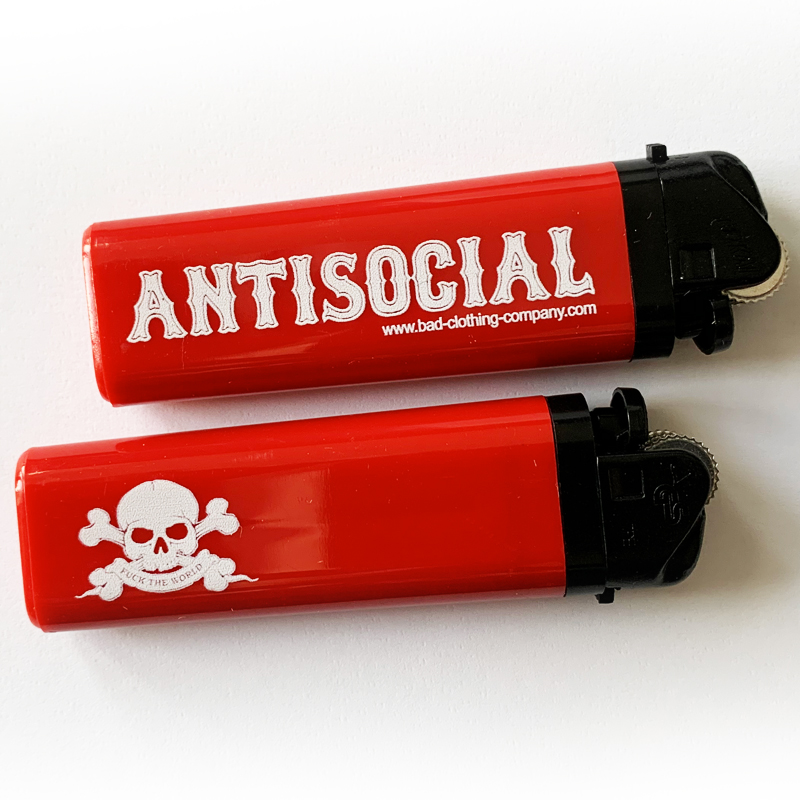 Antisocial, Gasfeuerzeug